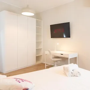  Apartament Dreams Exclusive With Terrace - Free Parking - M1 Station - Near Center Włochy